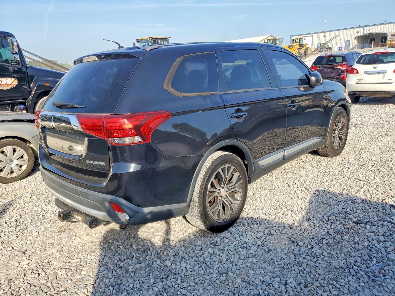 2016 MITSUBISHI outlander