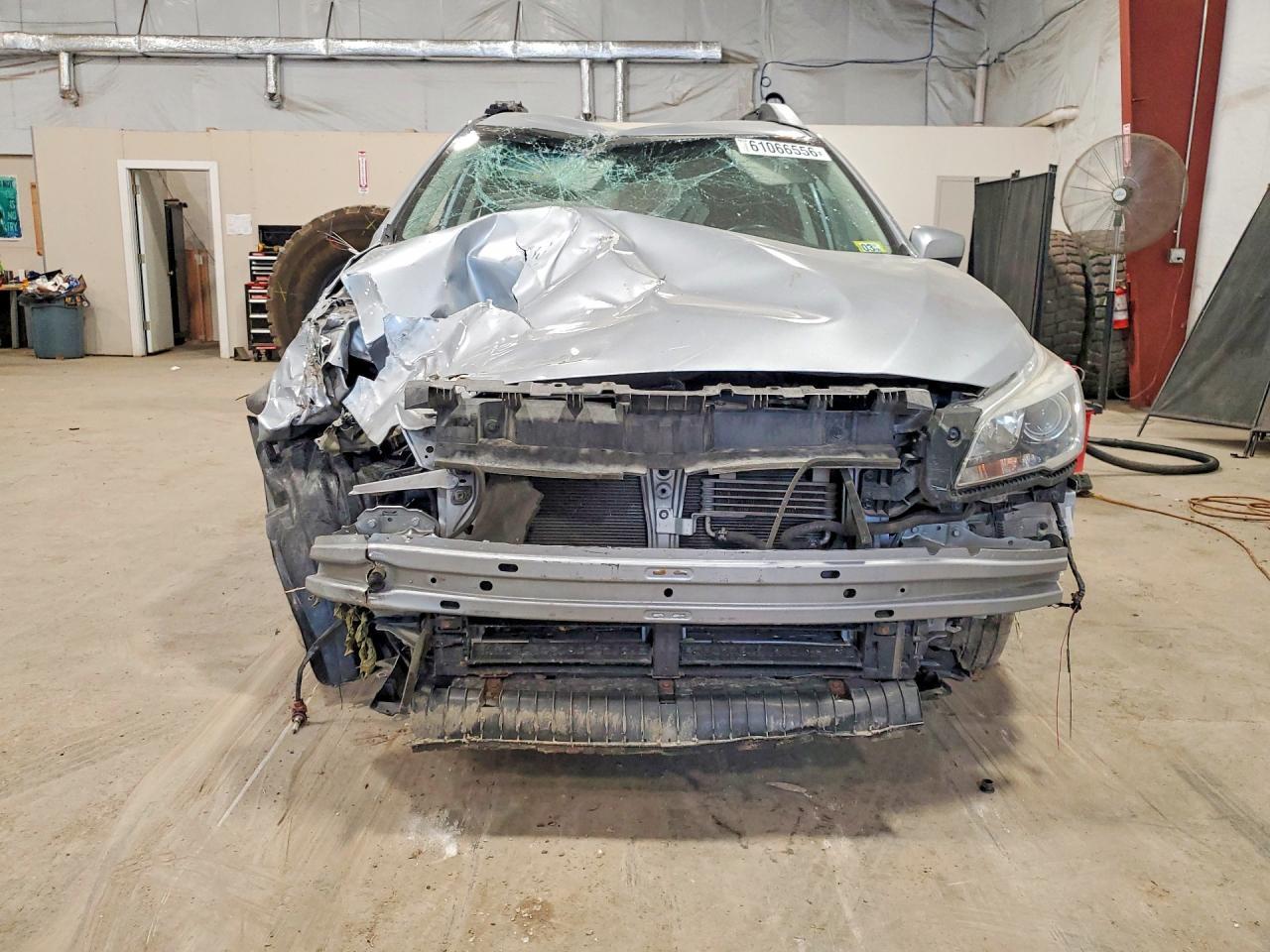 2016 SUBARU Outback