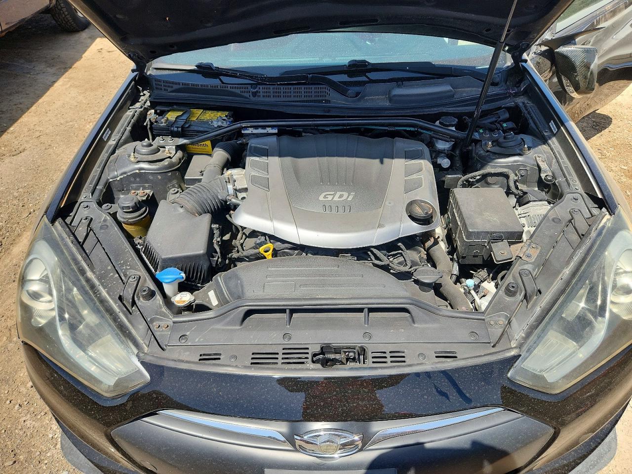 2012 HYUNDAI GENESIS