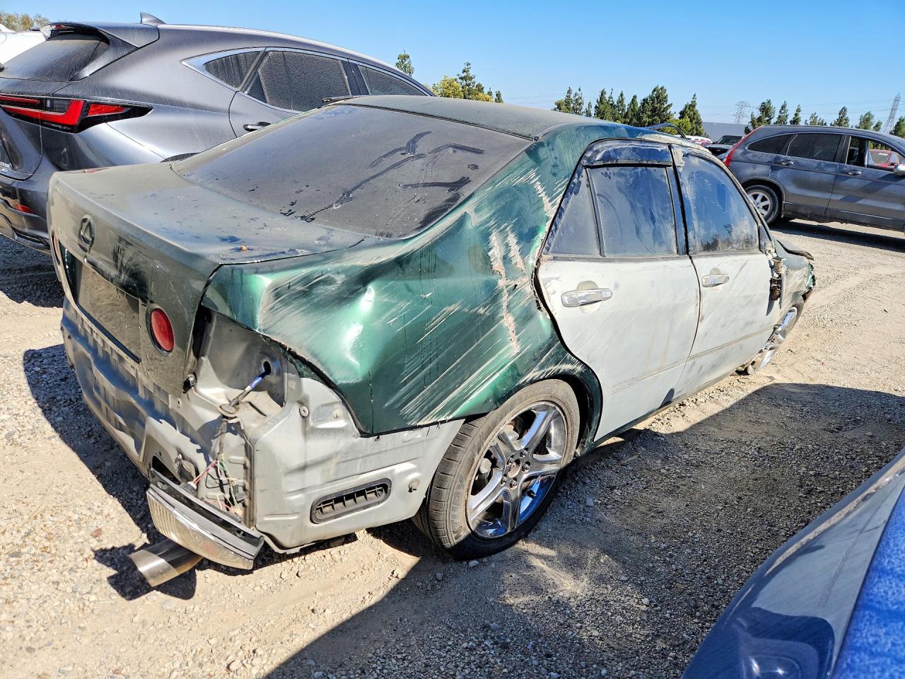 2004 LEXUS IS 300