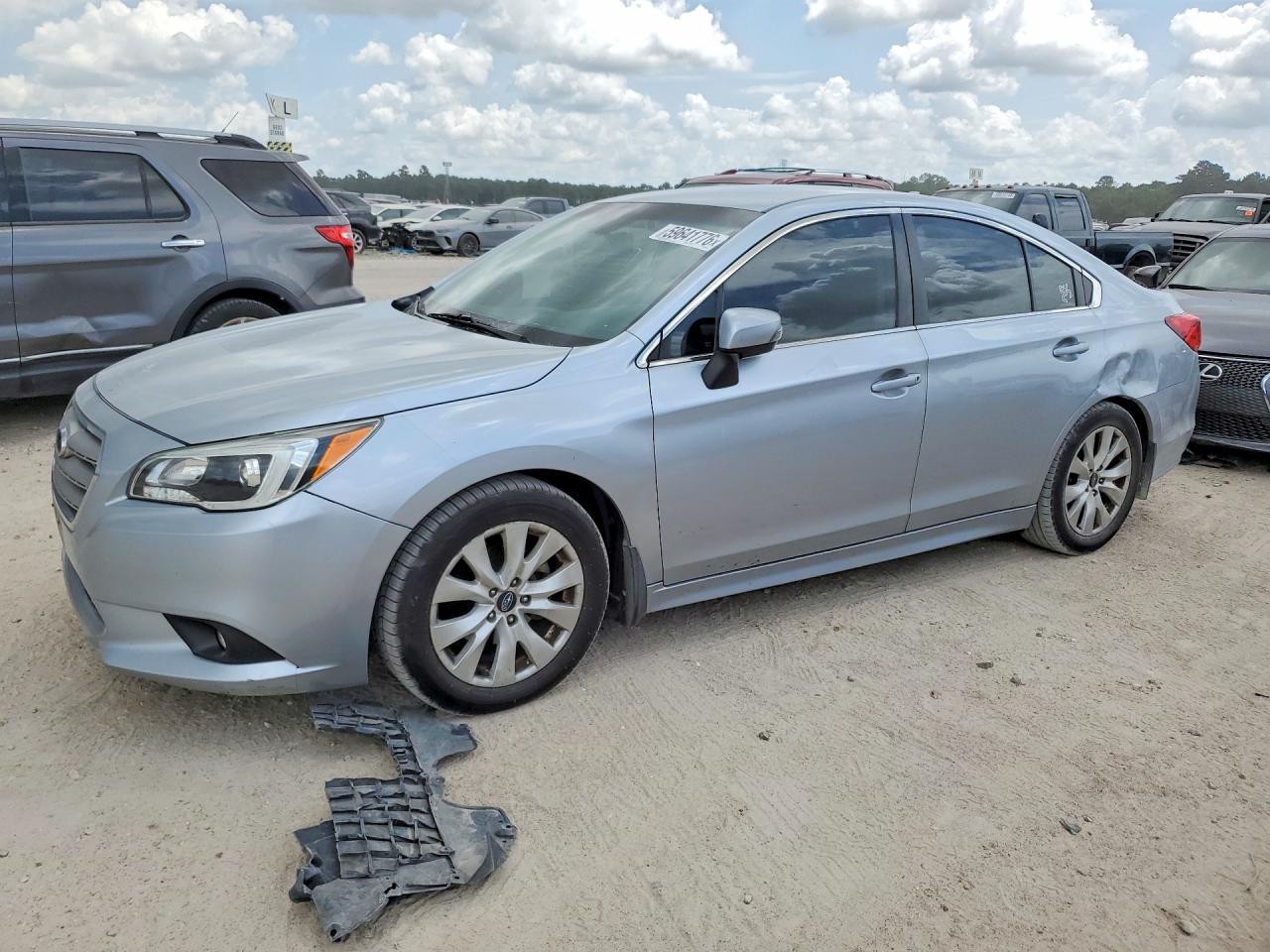2016 SUBARU Legacy