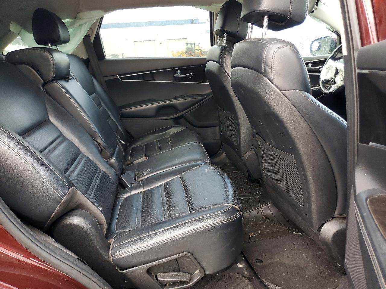 2017 KIA SORENTO