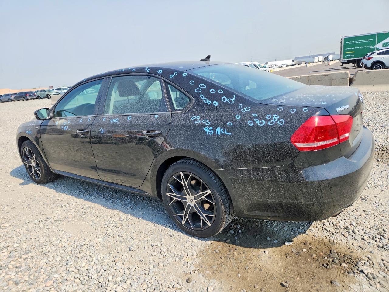 2015 VOLKSWAGEN Passat