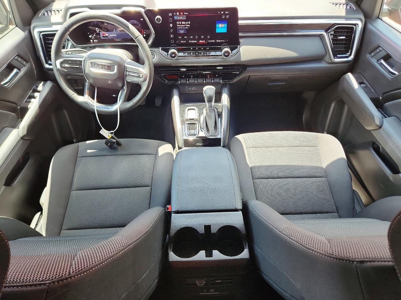 2025 GMC CANYON