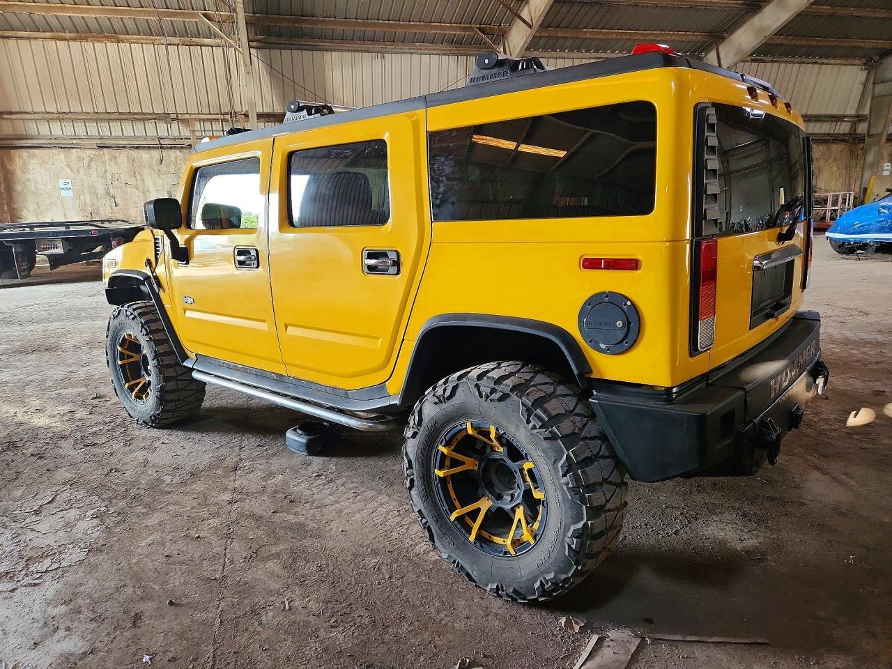 2004 HUMMER H2