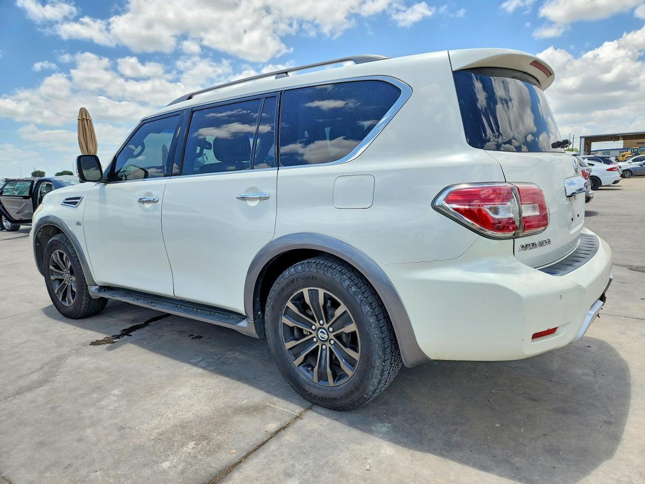 2017 NISSAN Armada