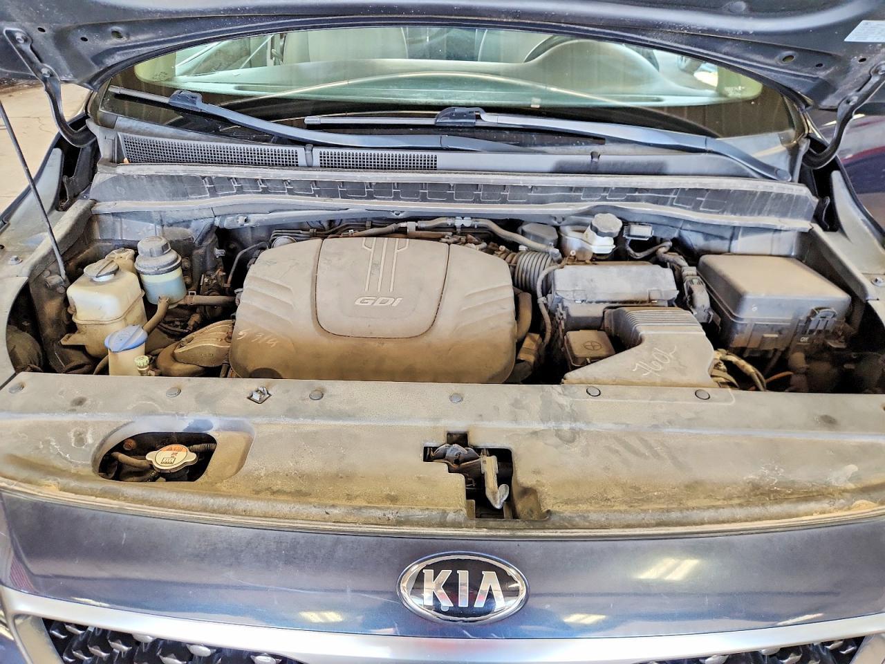 2016 KIA SEDONA