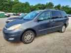 2010 TOYOTA SIENNA