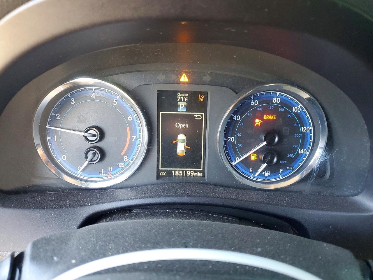 2017 TOYOTA COROLLA