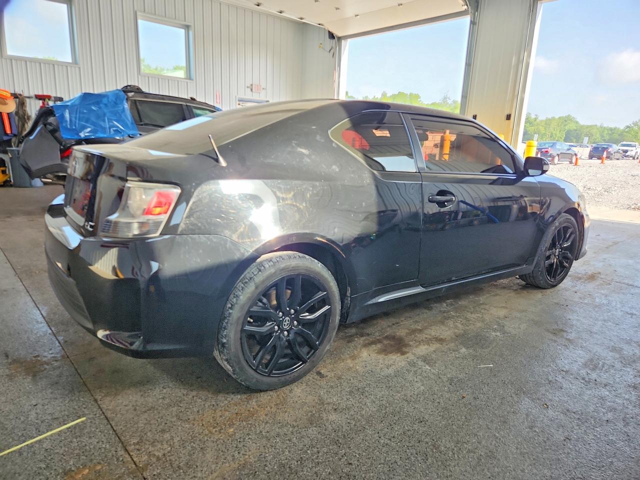 2014 SCION TC