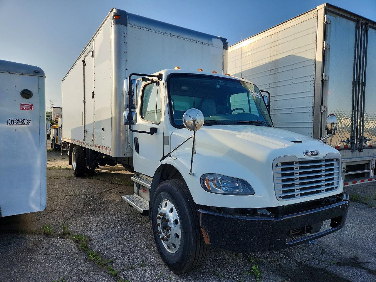 2021 FREIGHTLINER M2 106