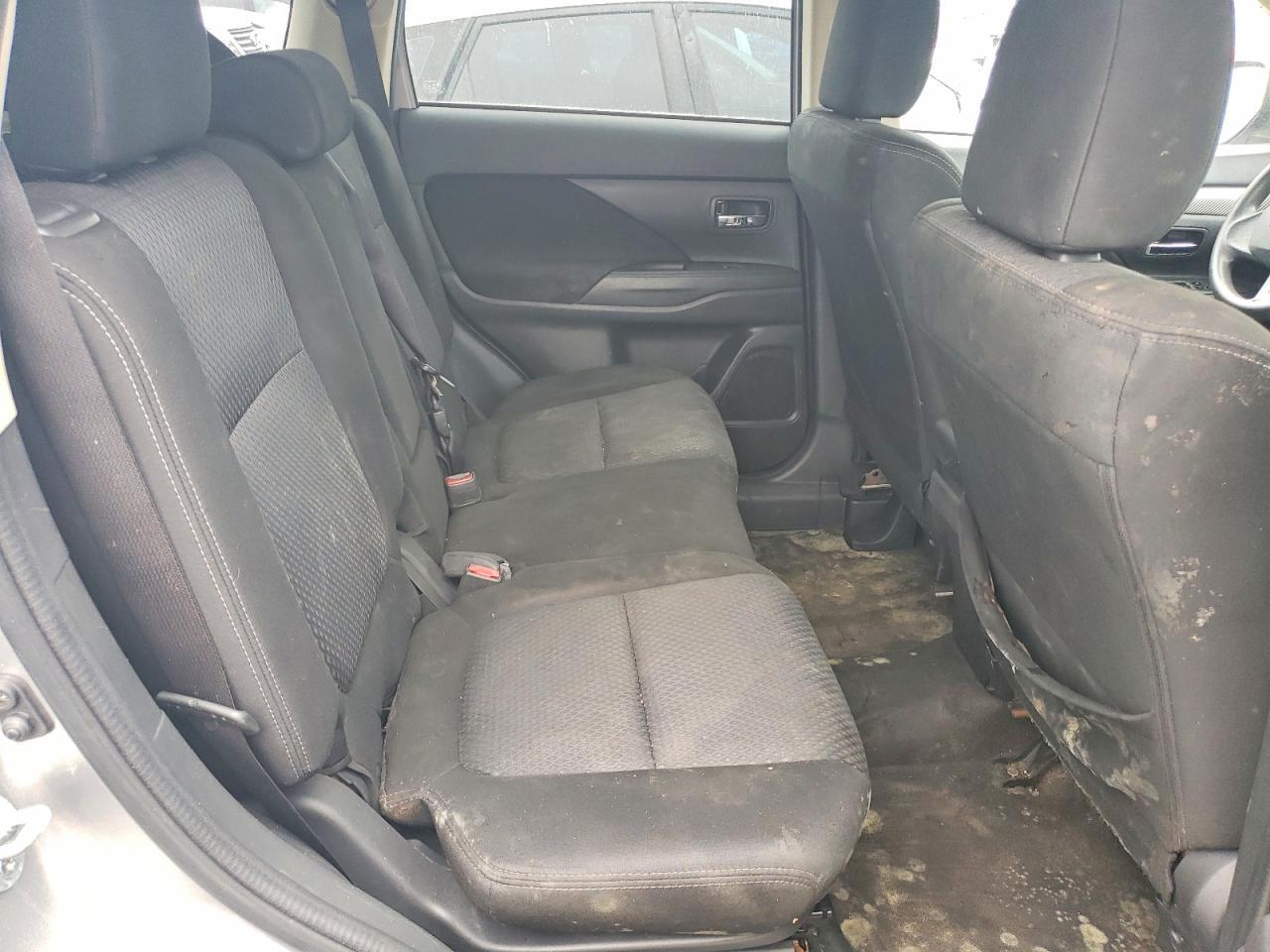 2018 MITSUBISHI outlander