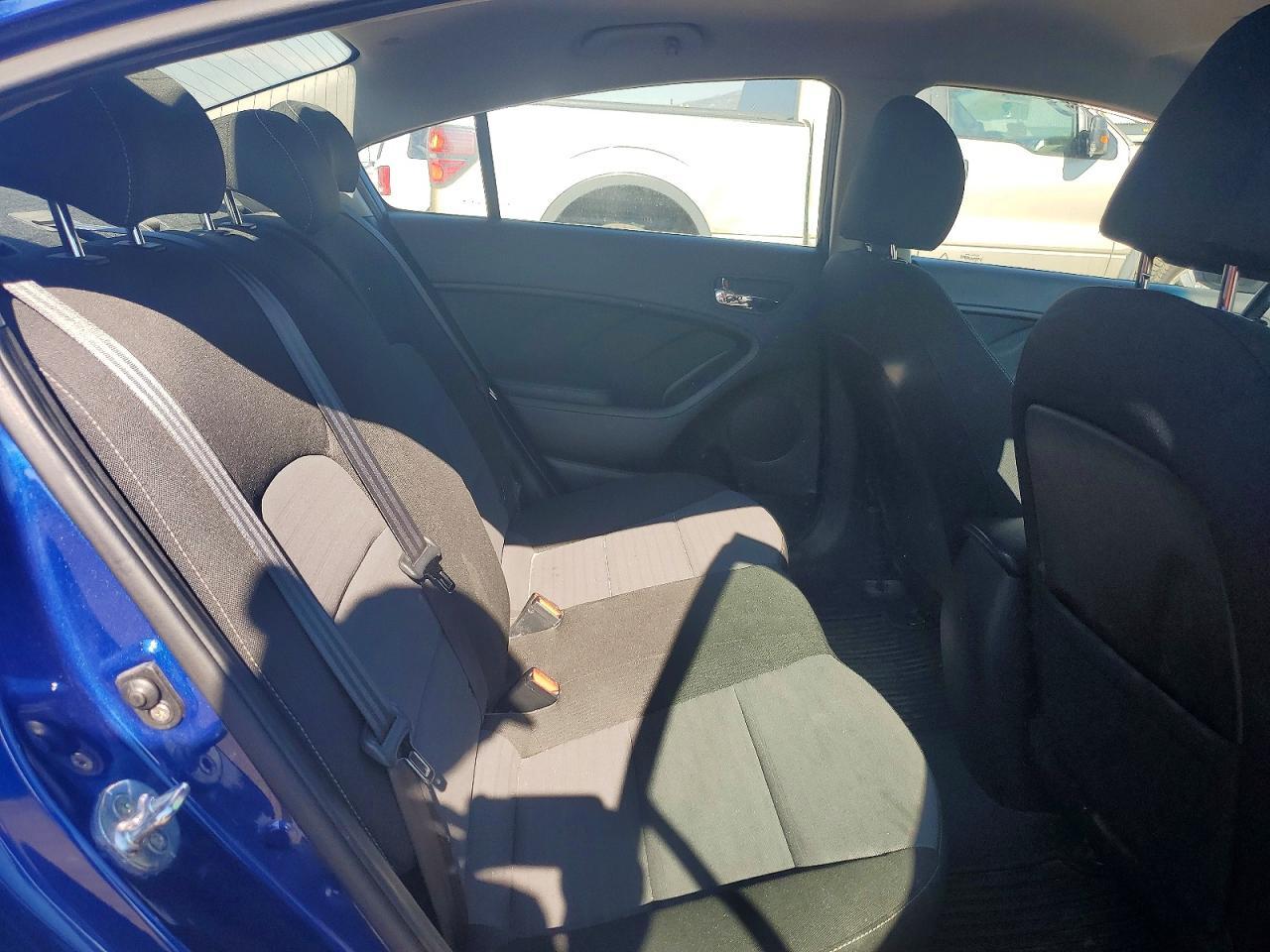 2017 KIA FORTE