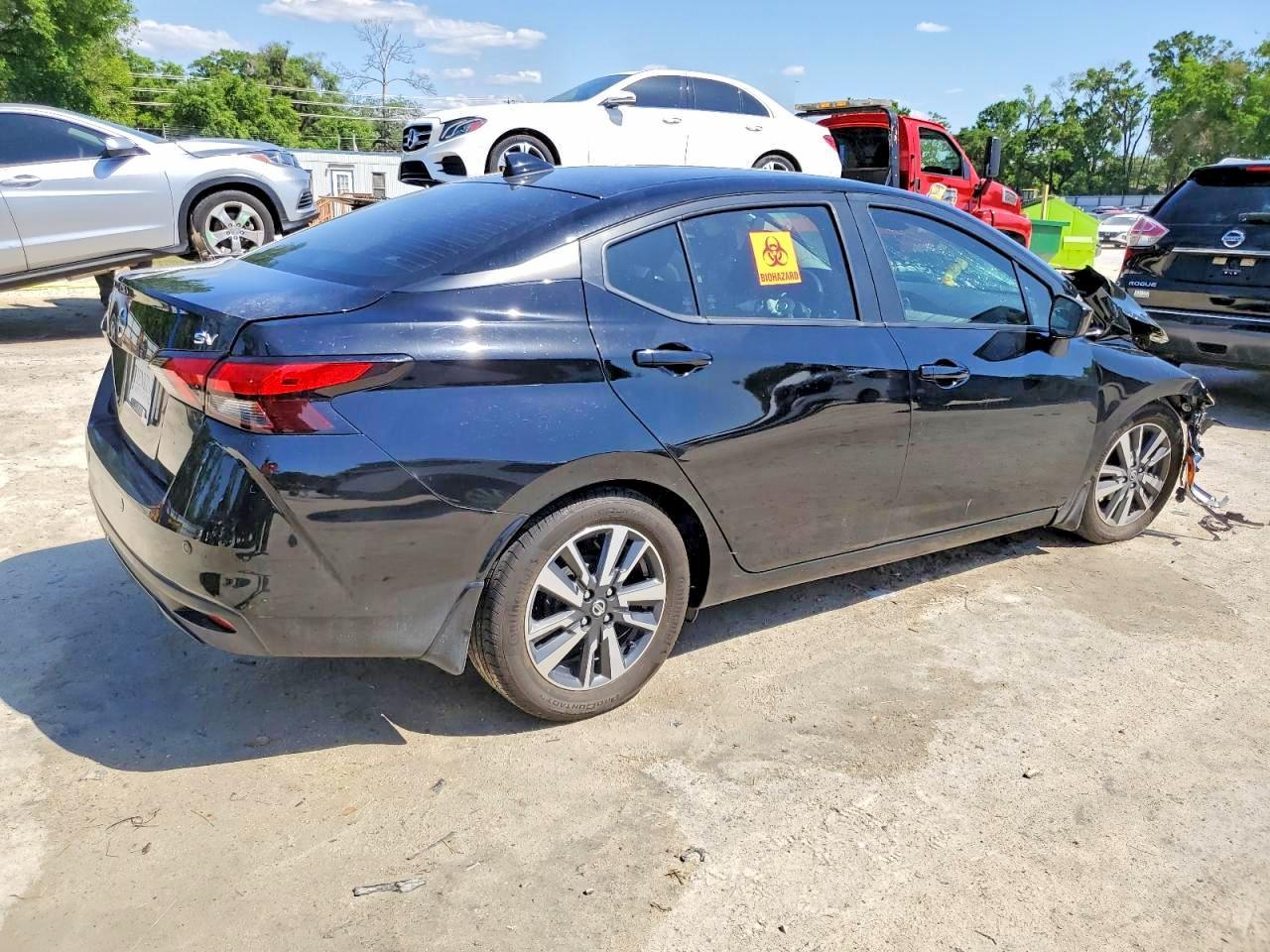 2022 NISSAN VERSA
