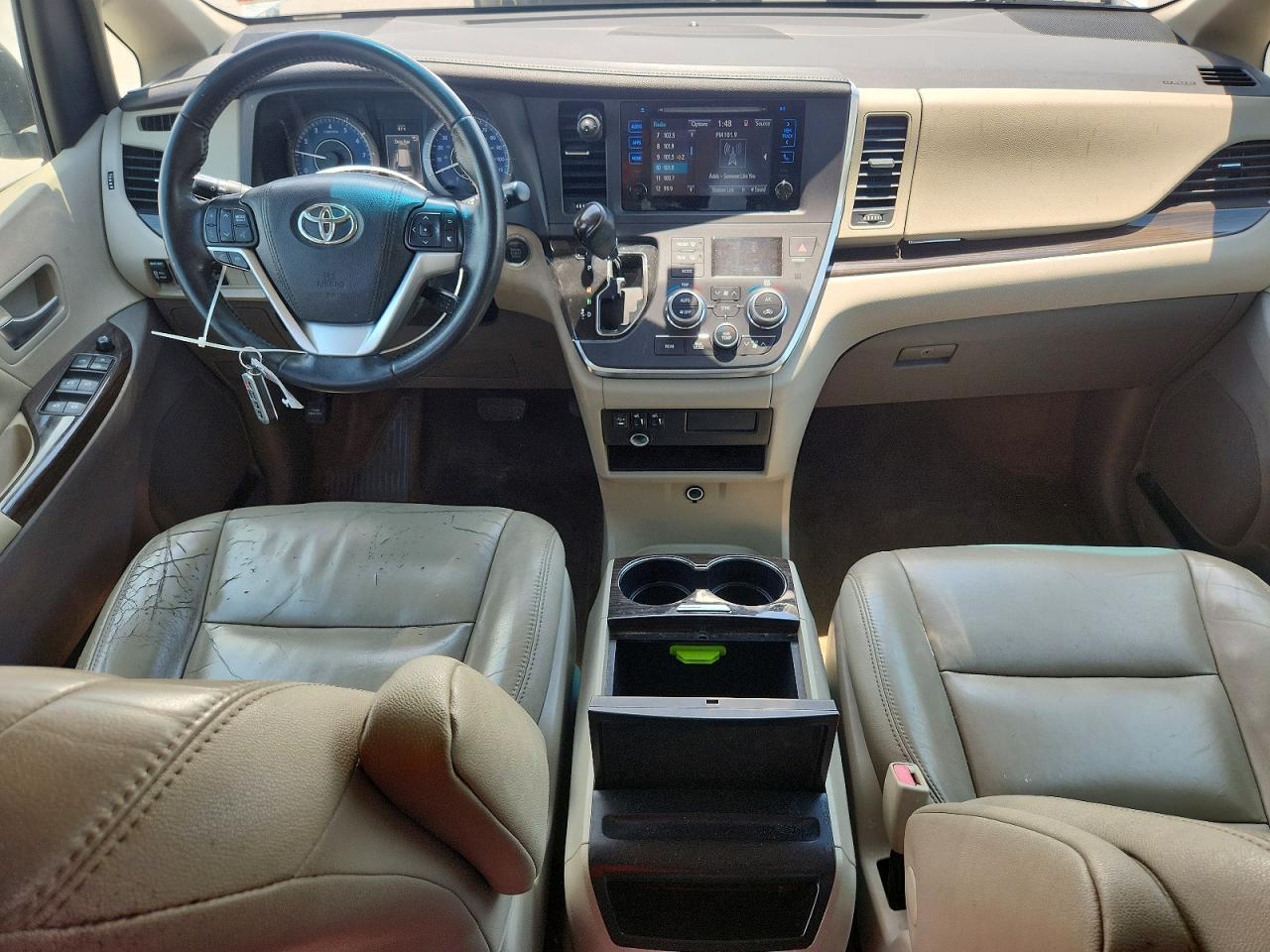 2016 TOYOTA SIENNA