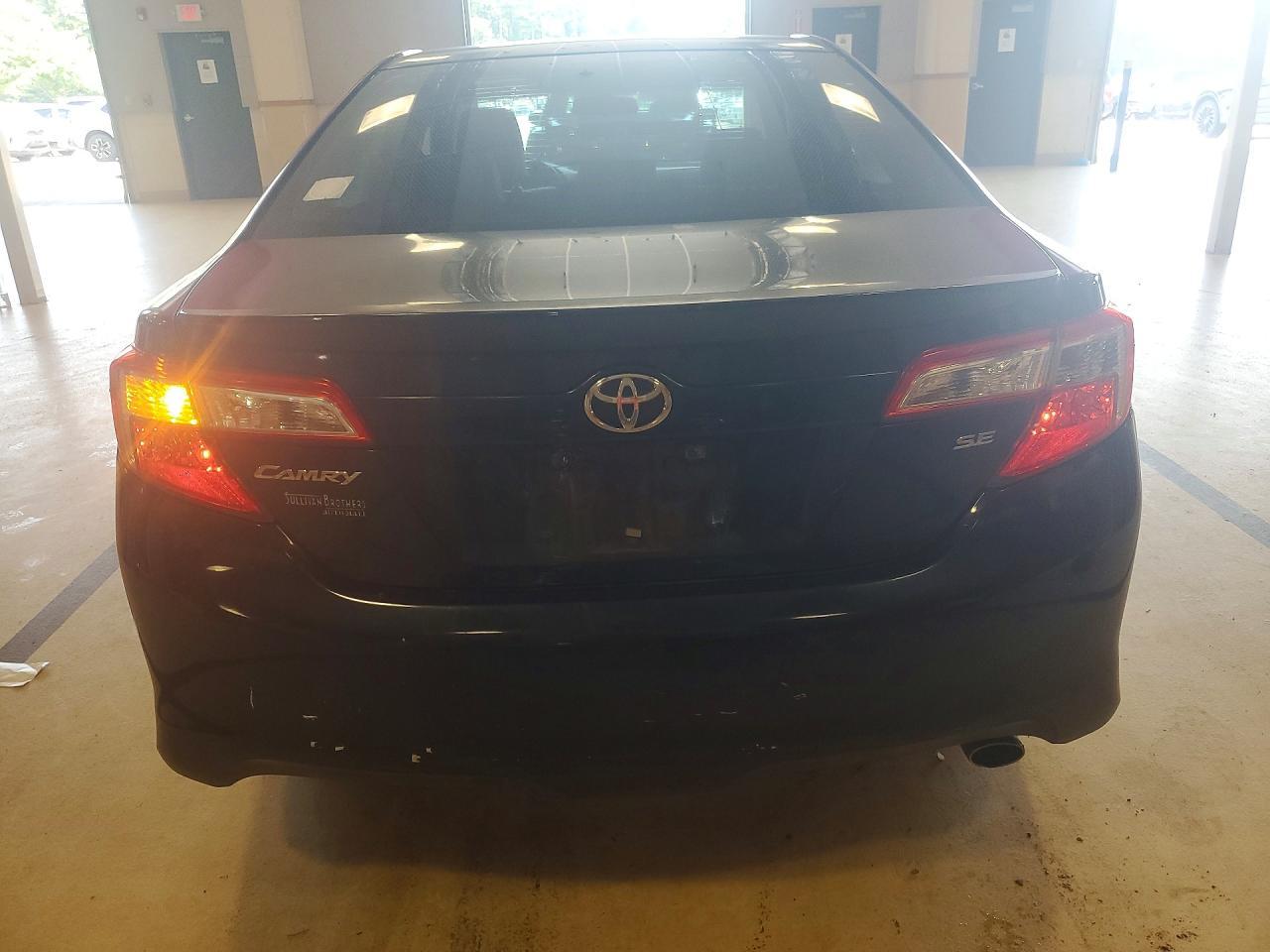 2012 TOYOTA CAMRY