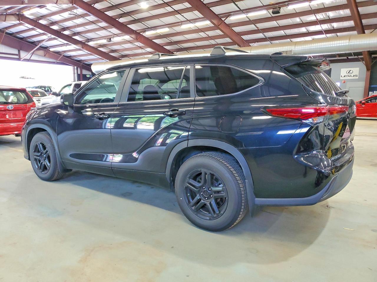 2023 TOYOTA HIGHLANDER