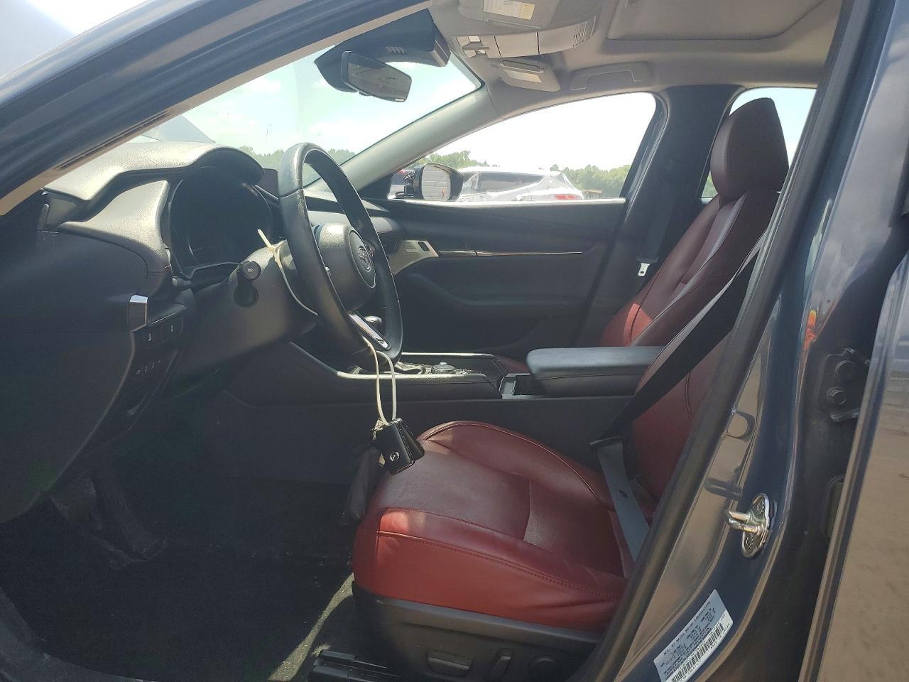 2022 MAZDA 3