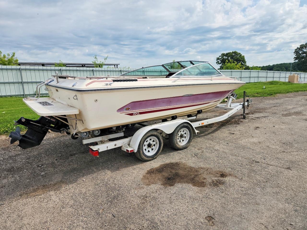 1986 SEA RAY Open Bow