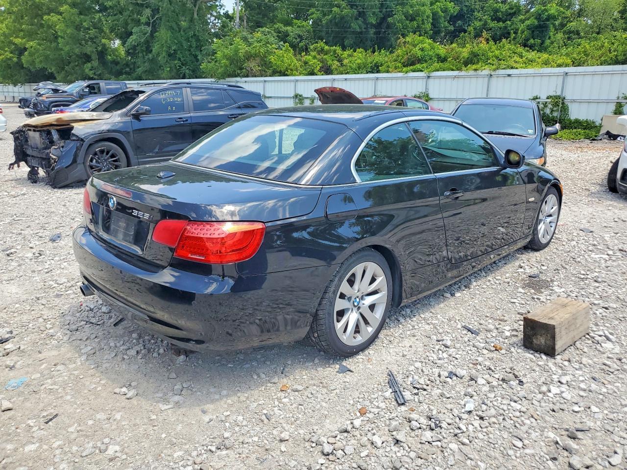 2013 BMW 3 SERIES