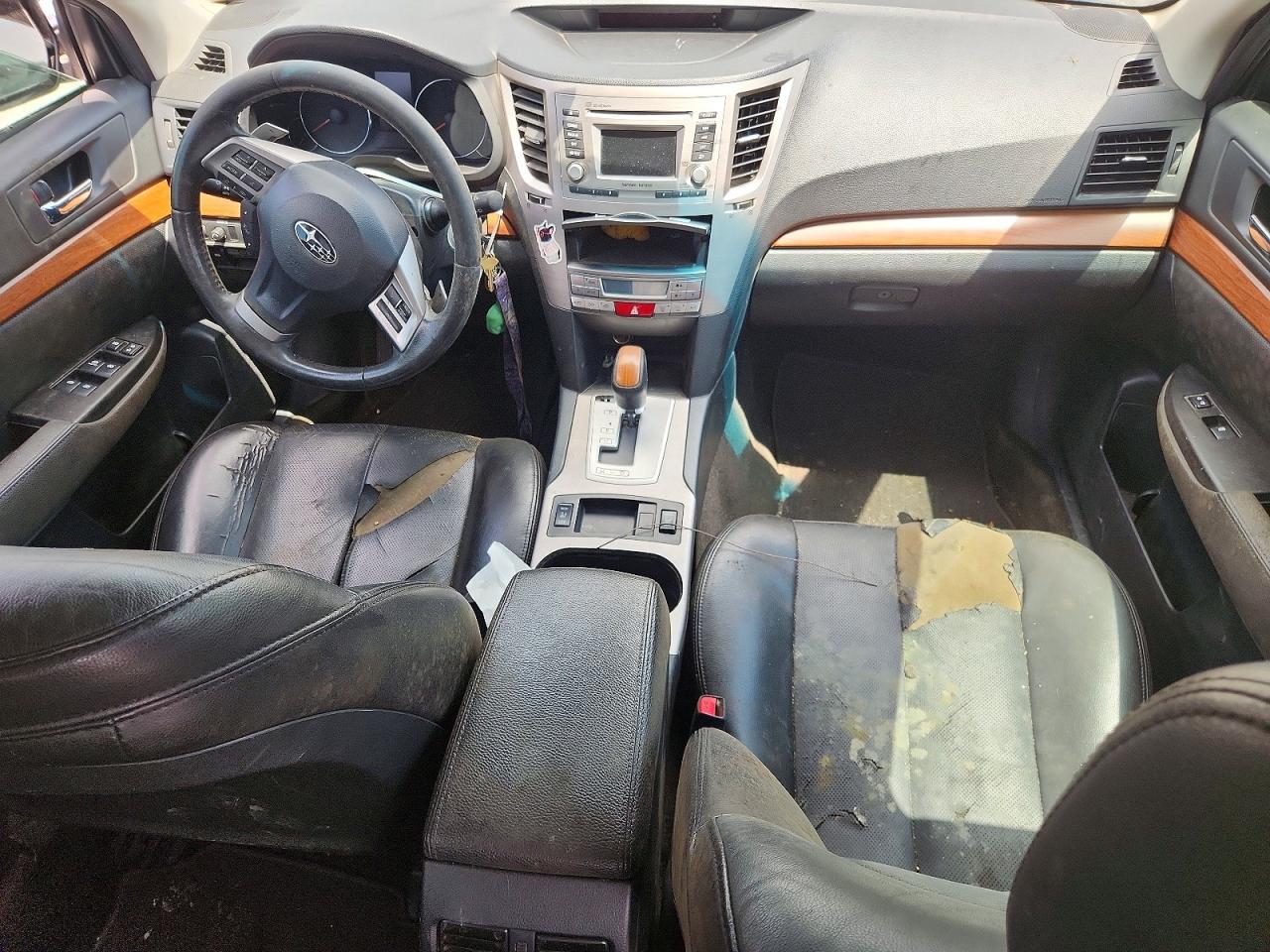 2013 SUBARU Outback