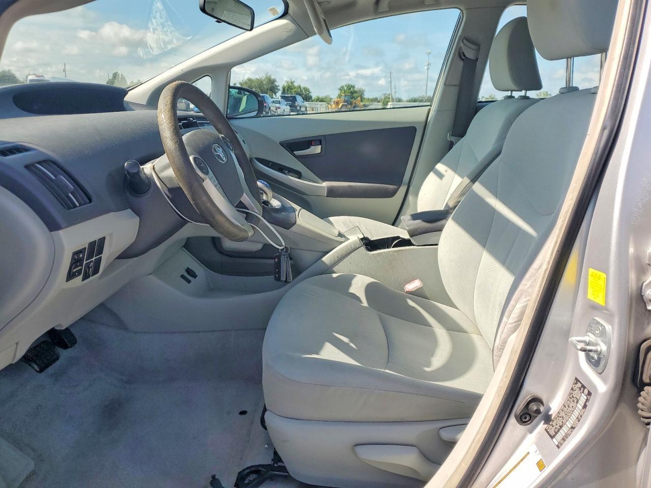 2010 TOYOTA PRIUS