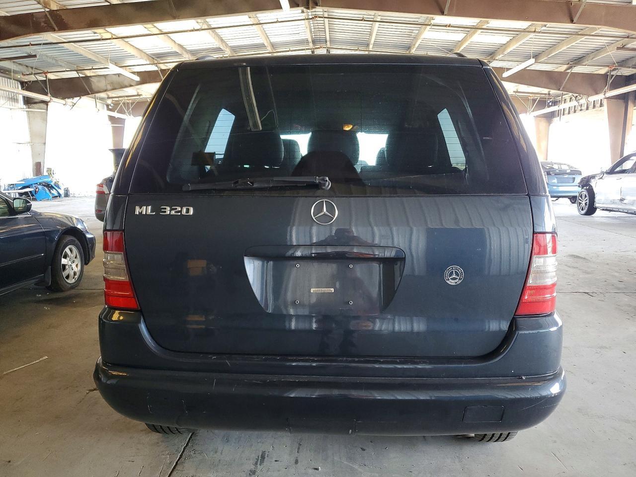 2000 MERCEDES-BENZ ML-Class