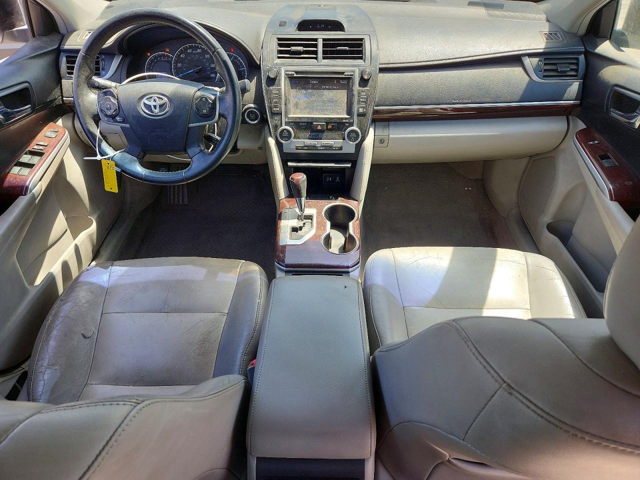 2014 TOYOTA CAMRY