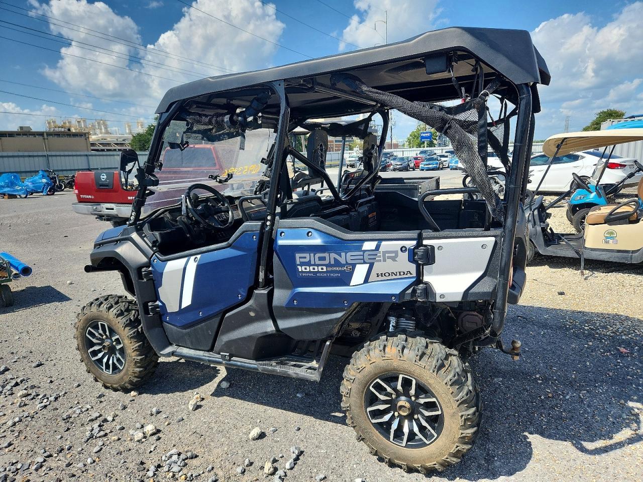 2023 HONDA Pioneer