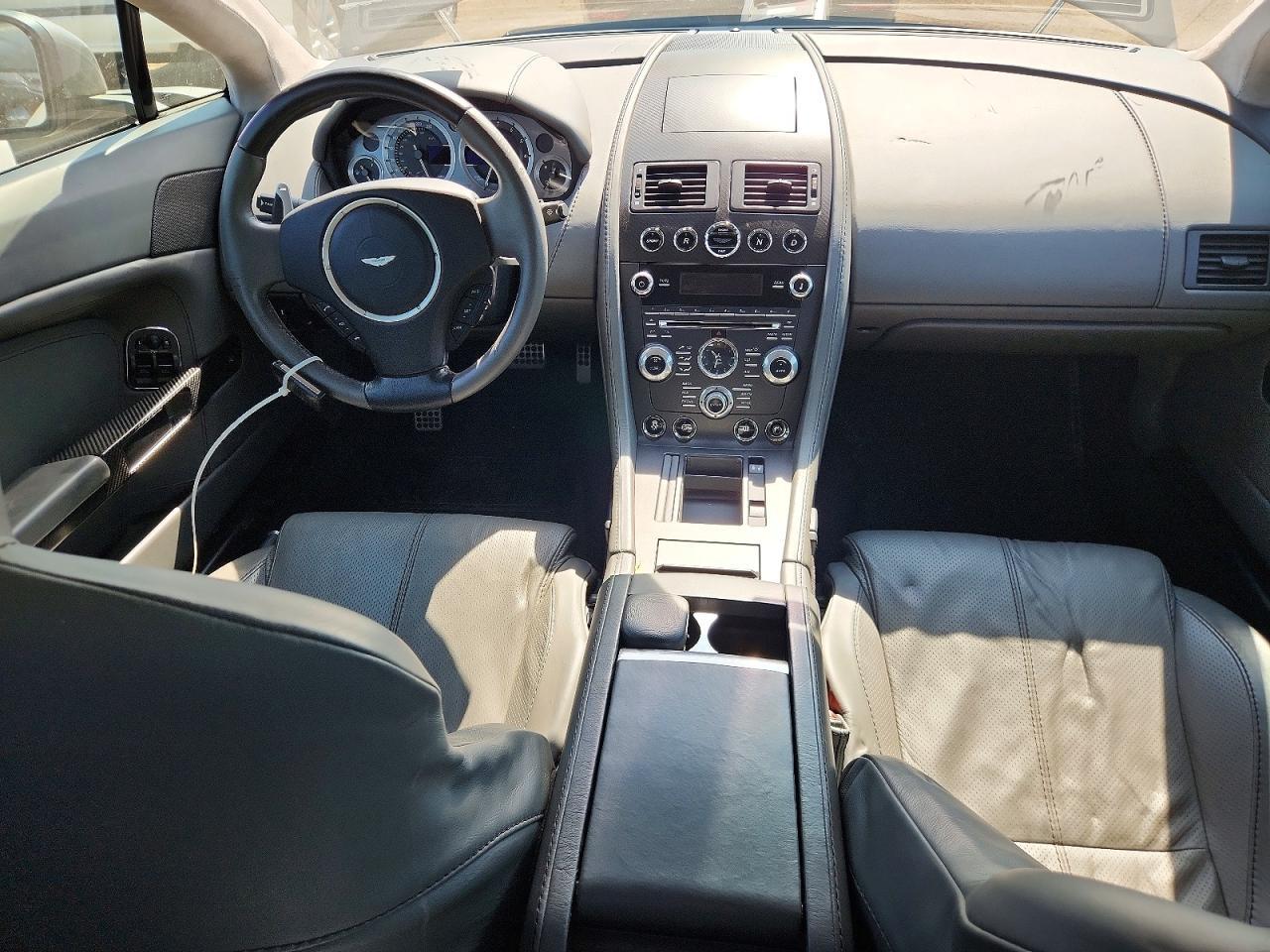 2013 Aston Martin V8 Vantage