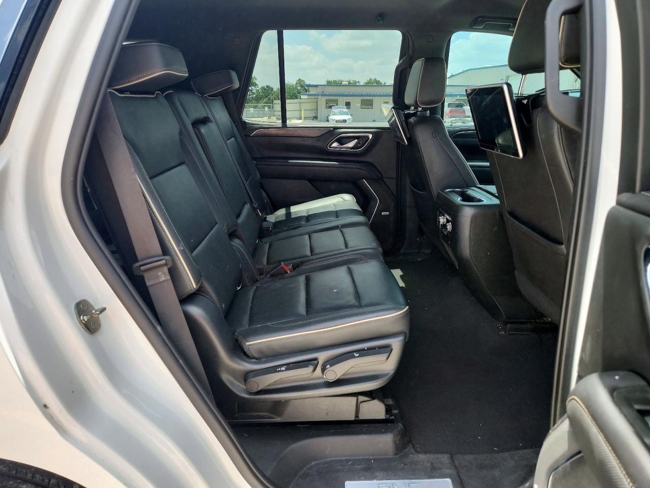 2022 GMC Yukon