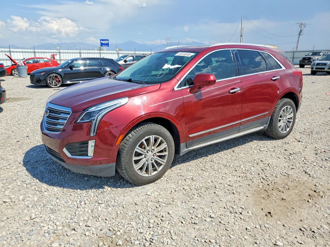 2017 CADILLAC XT5