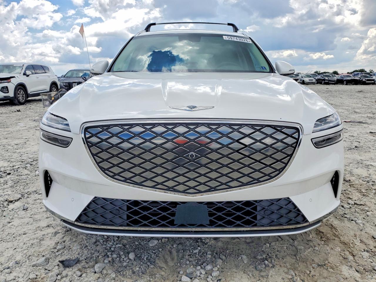 2024 GENESIS GV70