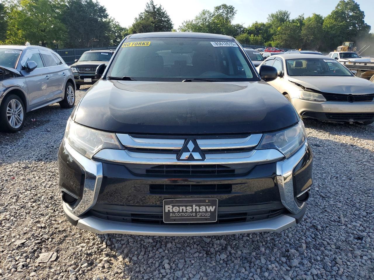 2016 MITSUBISHI outlander