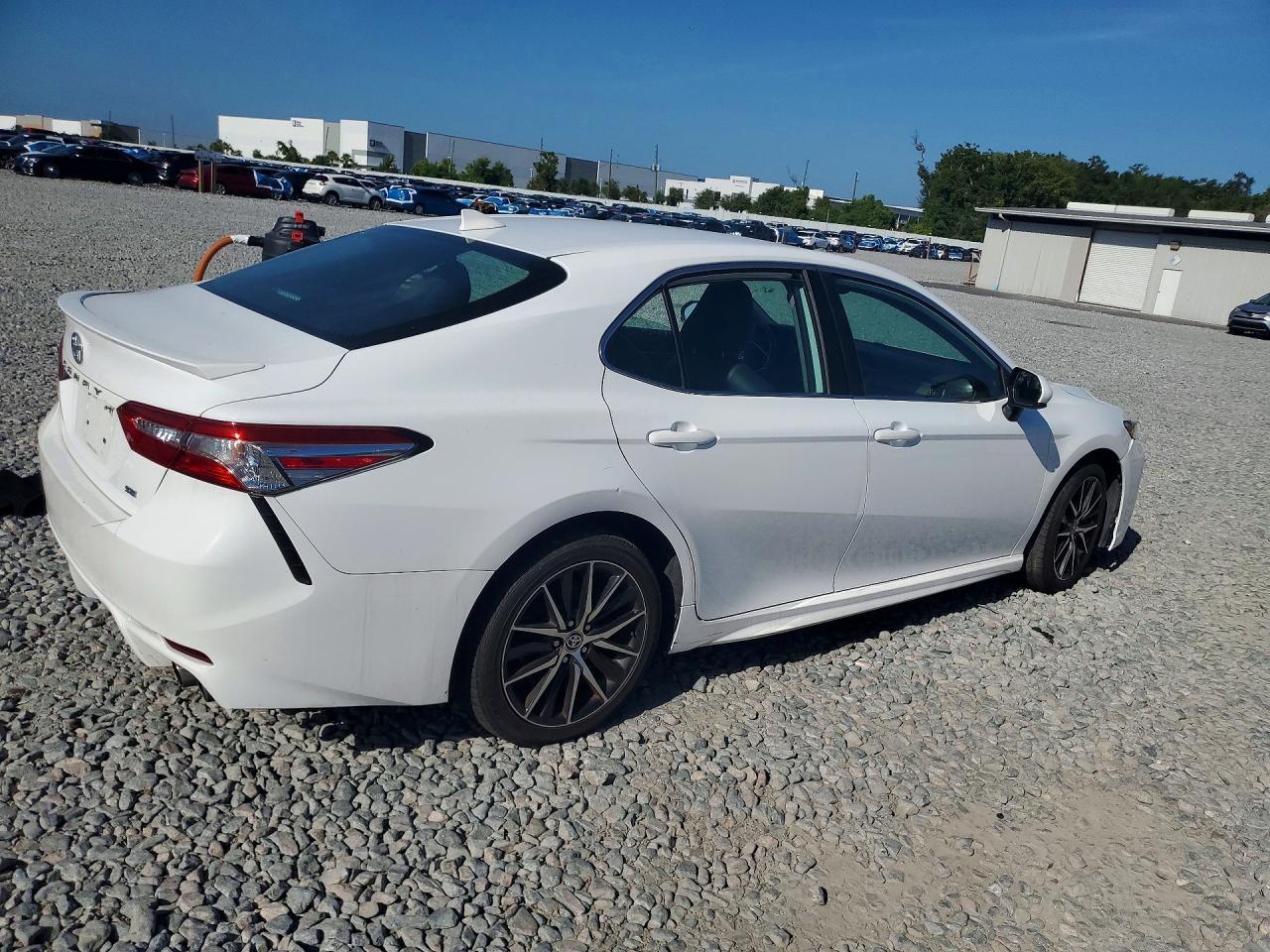 2020 TOYOTA CAMRY