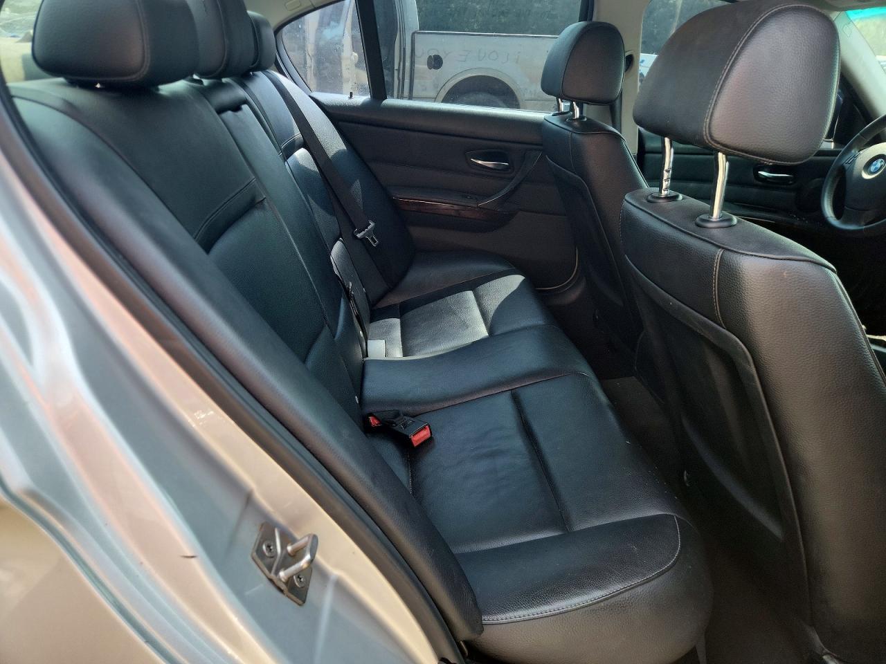 2011 BMW 3 SERIES