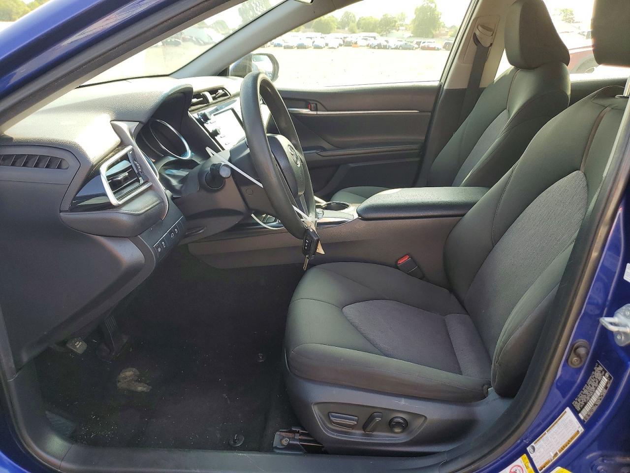 2018 TOYOTA CAMRY