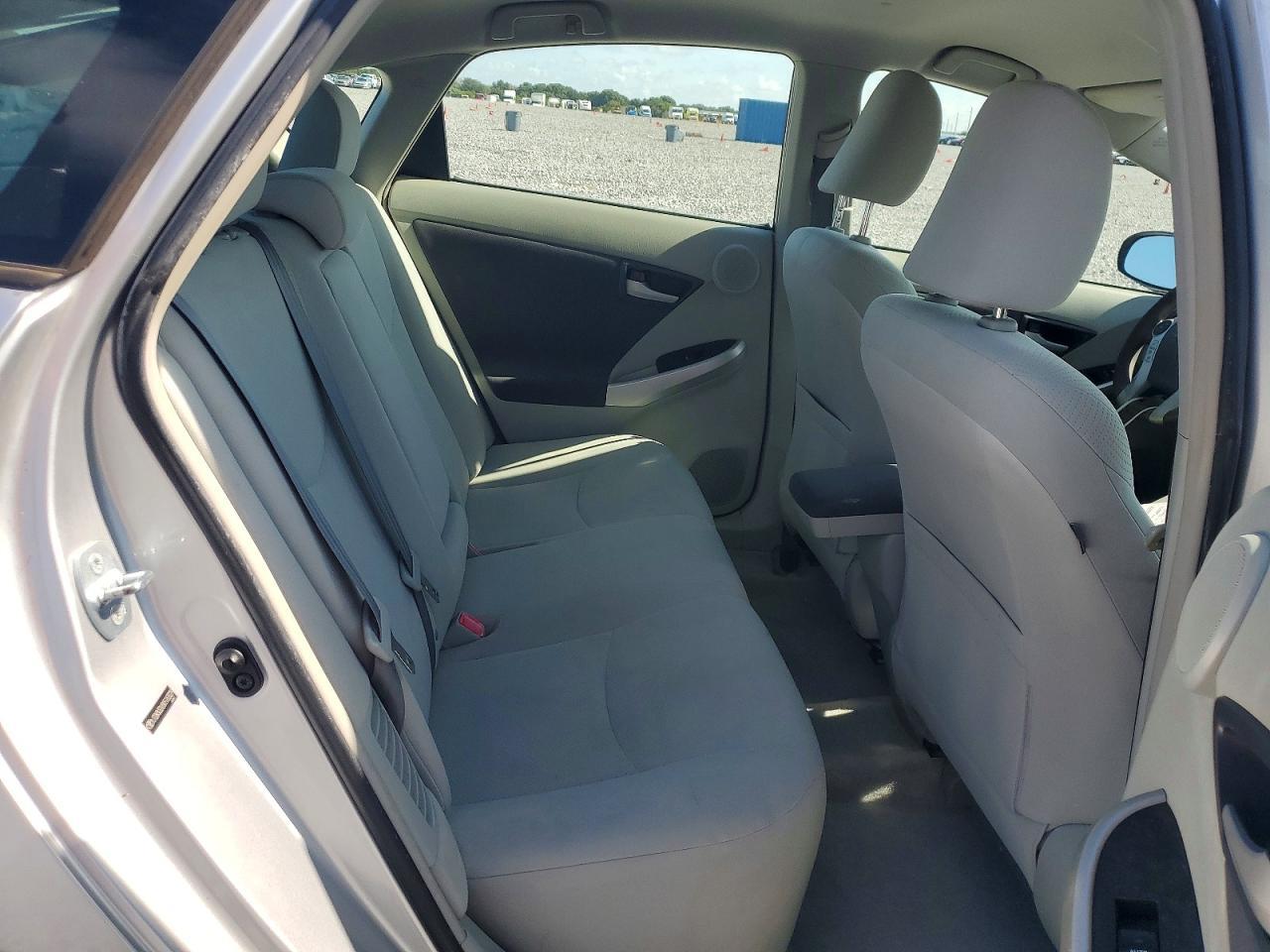 2010 TOYOTA PRIUS