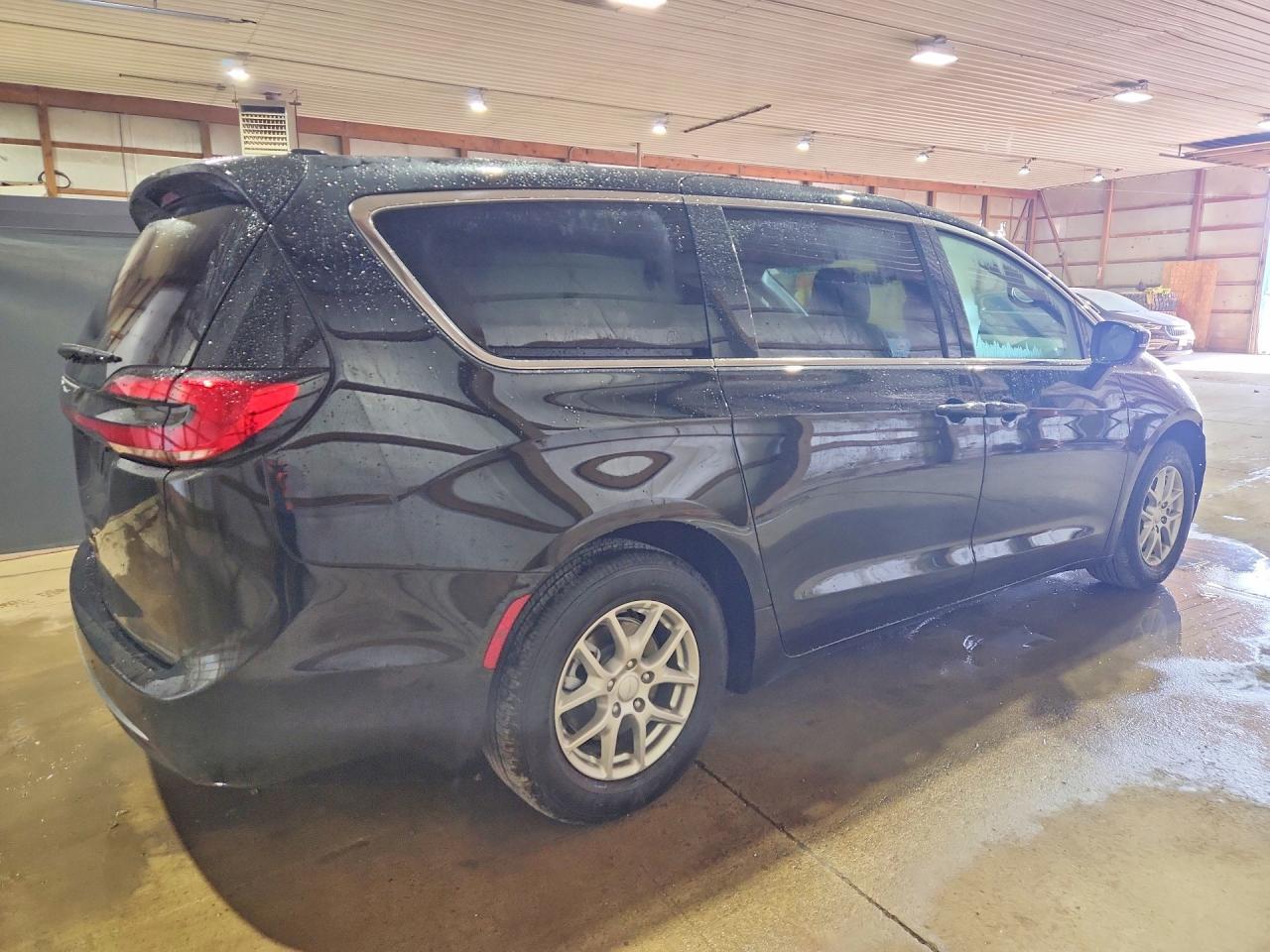 2027 CHRYSLER Pacifica