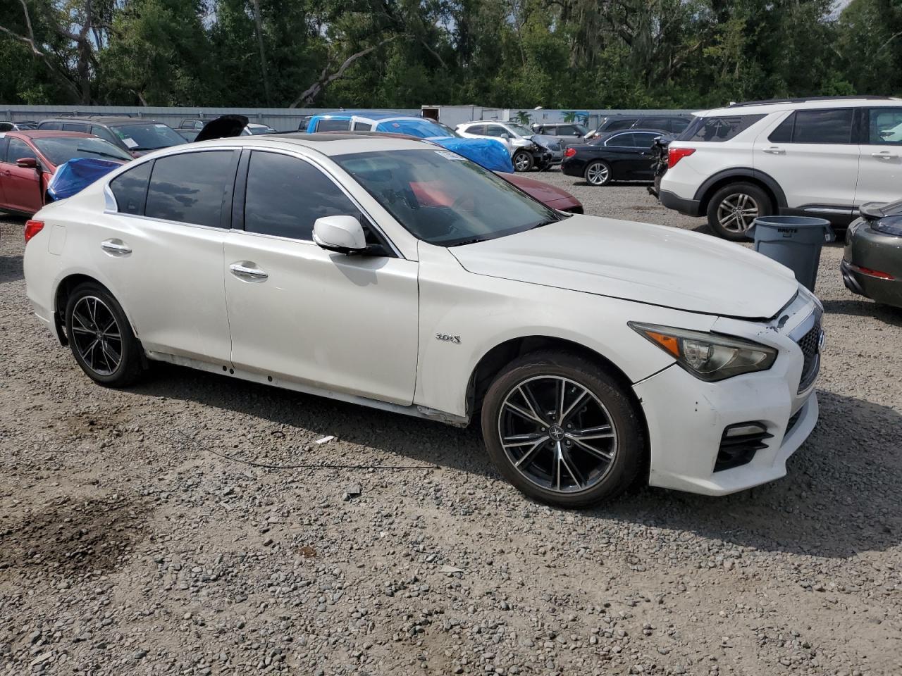 2016 INFINITI Q50