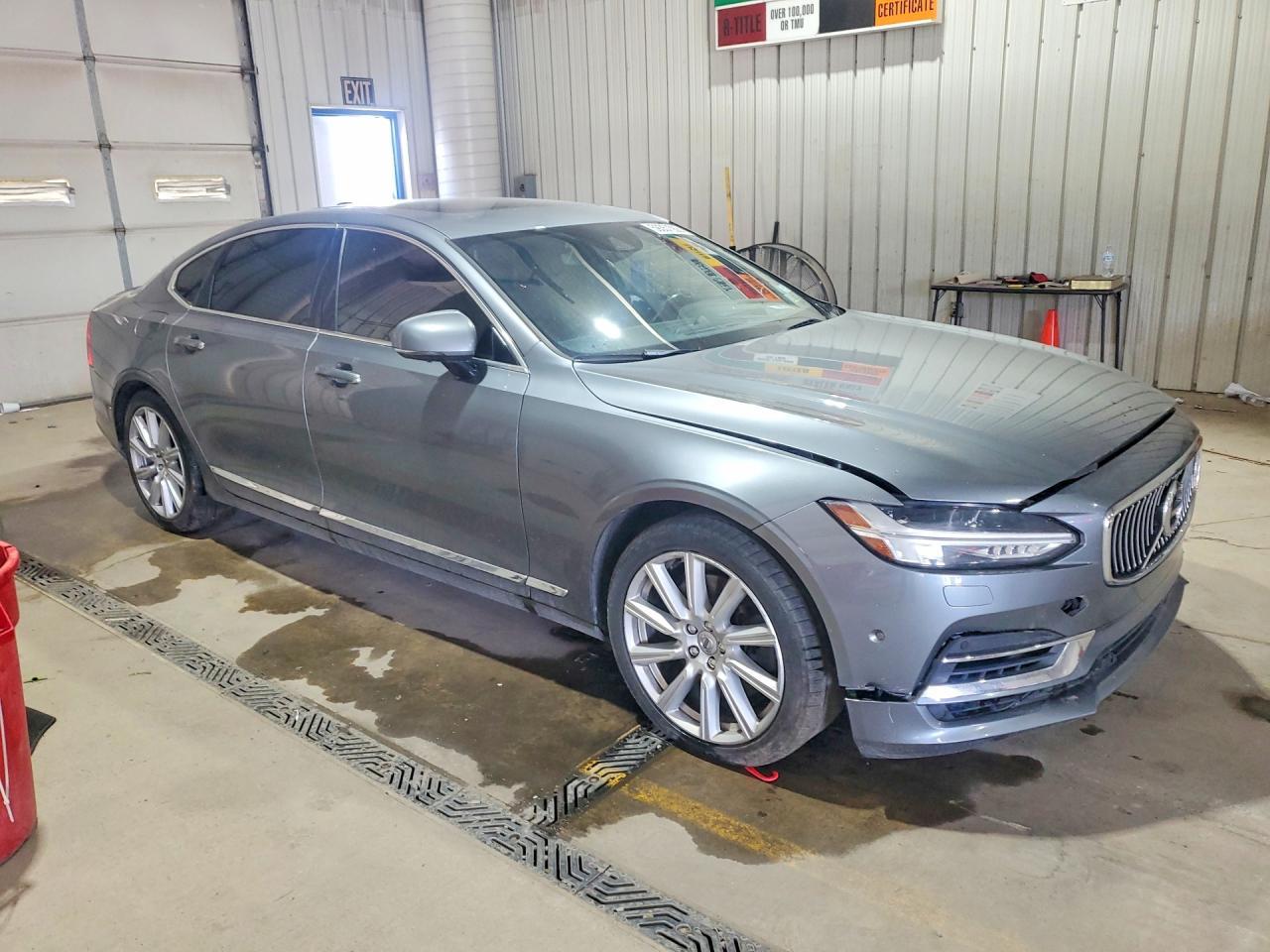 2018 VOLVO S90