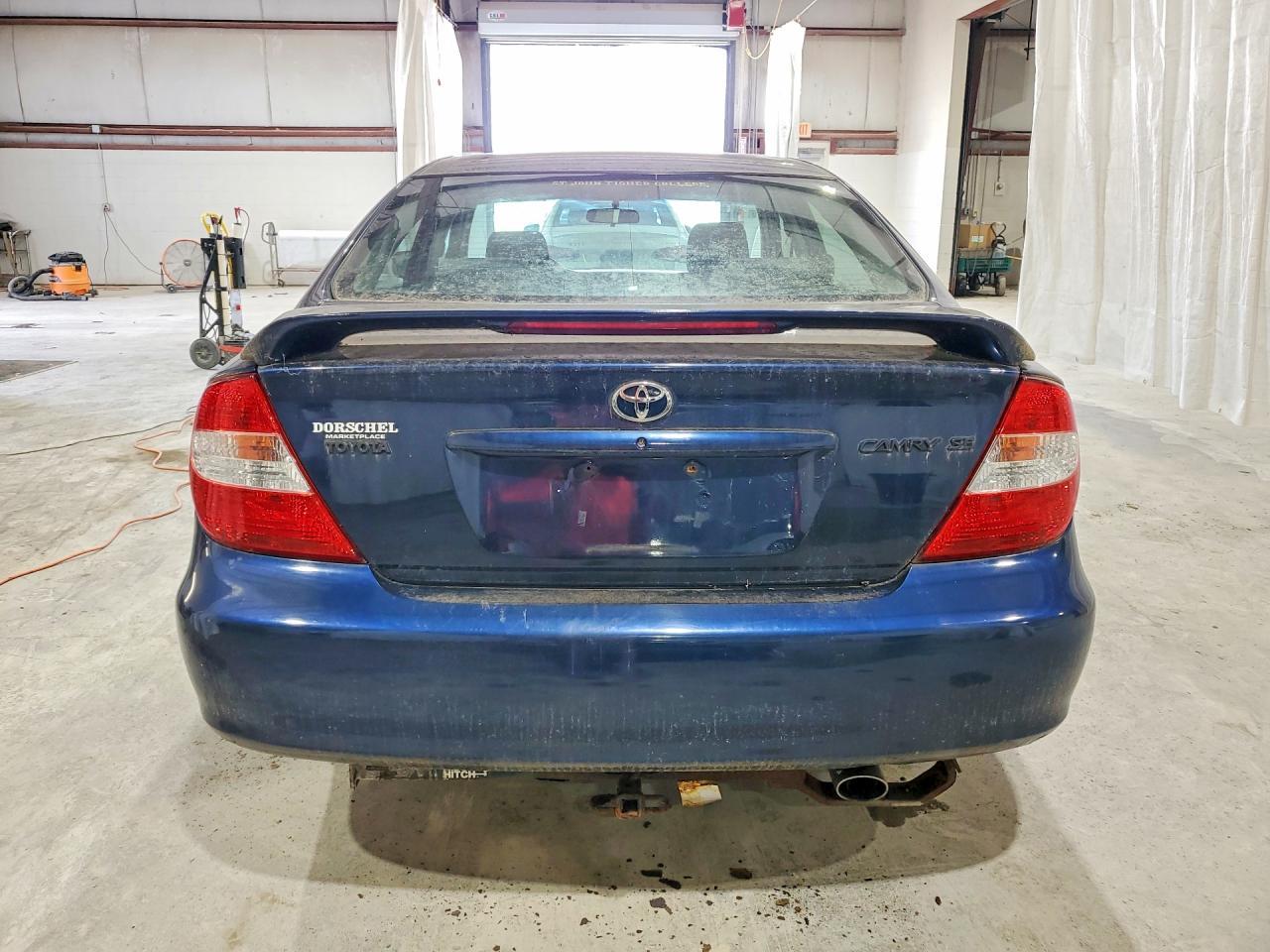 2004 TOYOTA CAMRY