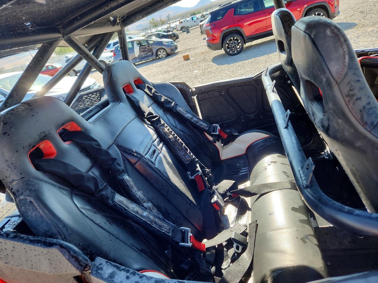 2019 POLARIS Rzr
