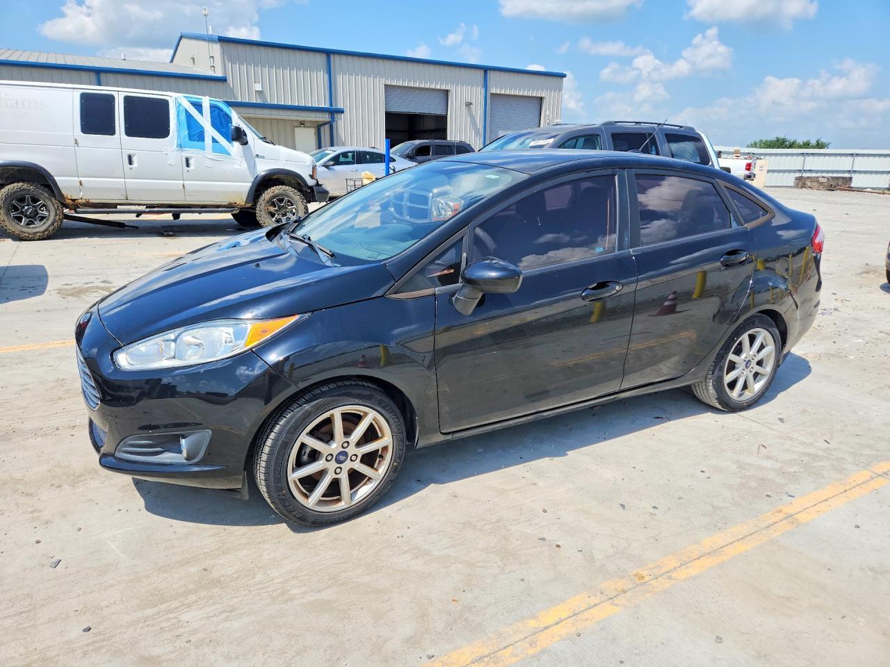 2017 FORD Fiesta