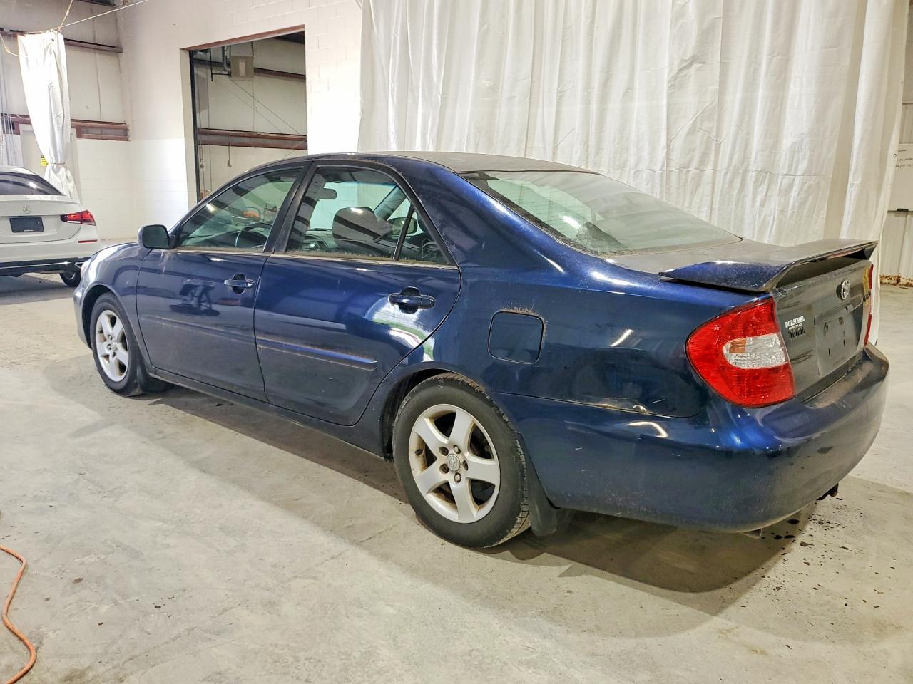 2004 TOYOTA CAMRY