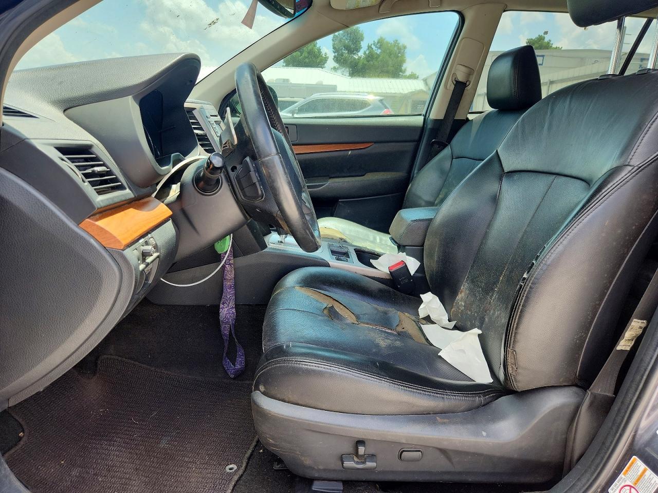 2013 SUBARU Outback