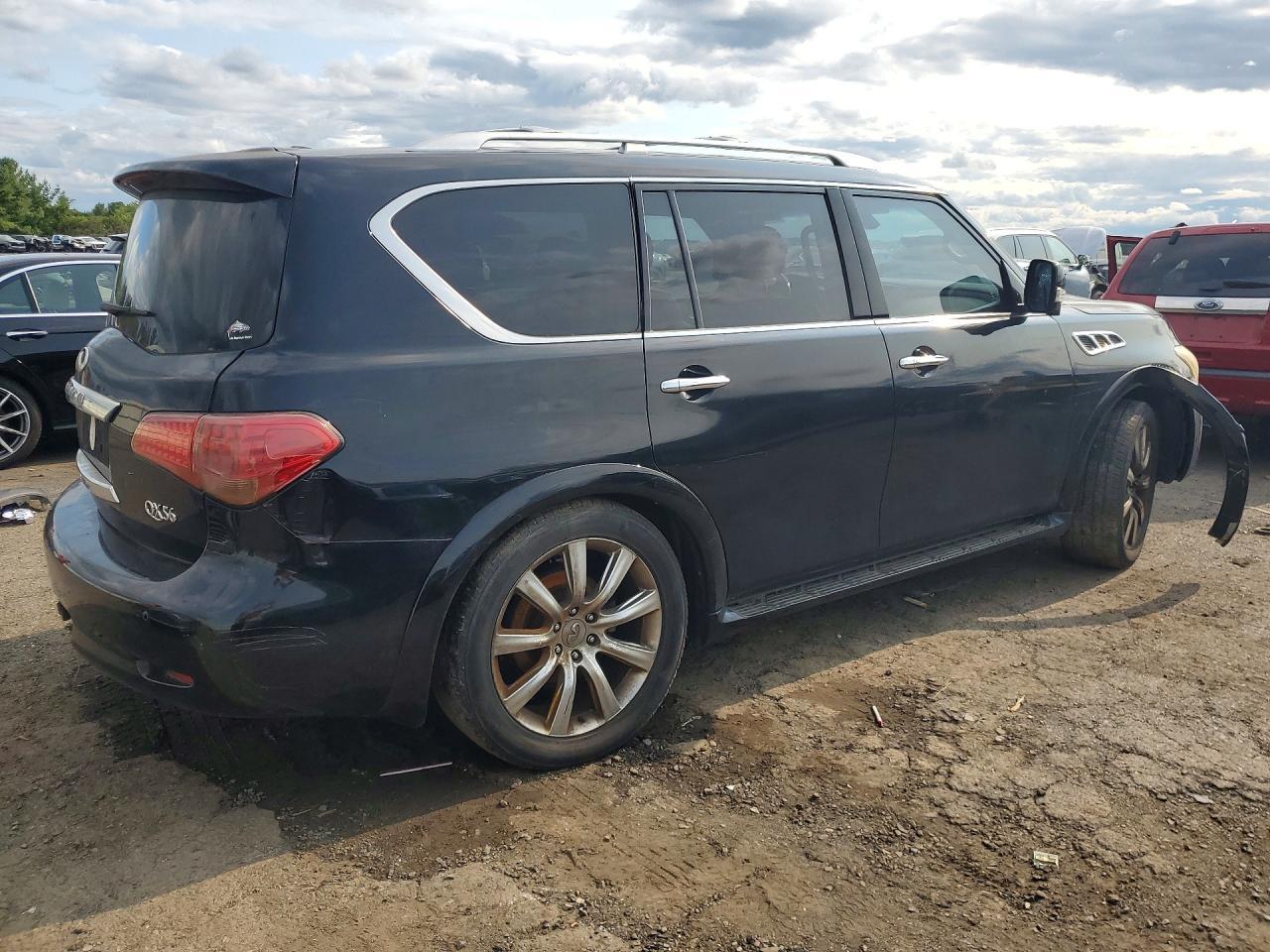 2012 INFINITI QX56