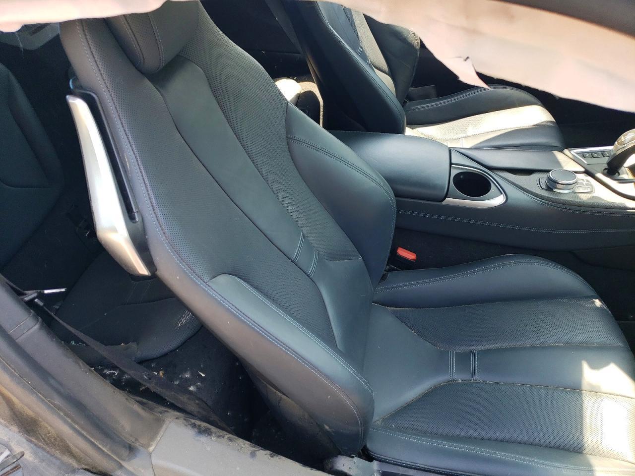 2019 BMW i8