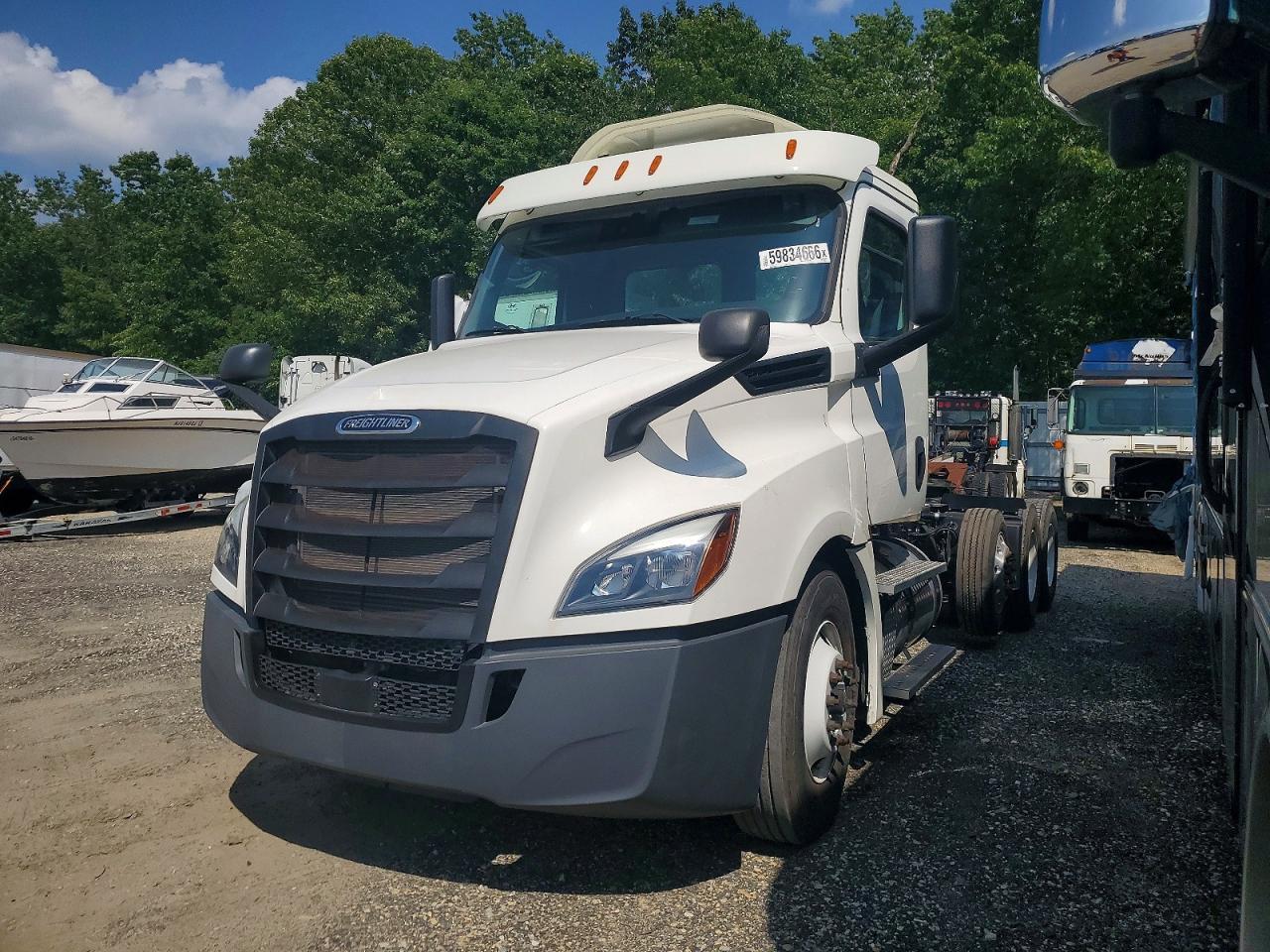 2022 FREIGHTLINER CASCADIA 126