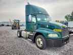 2017 MACK Cxu612